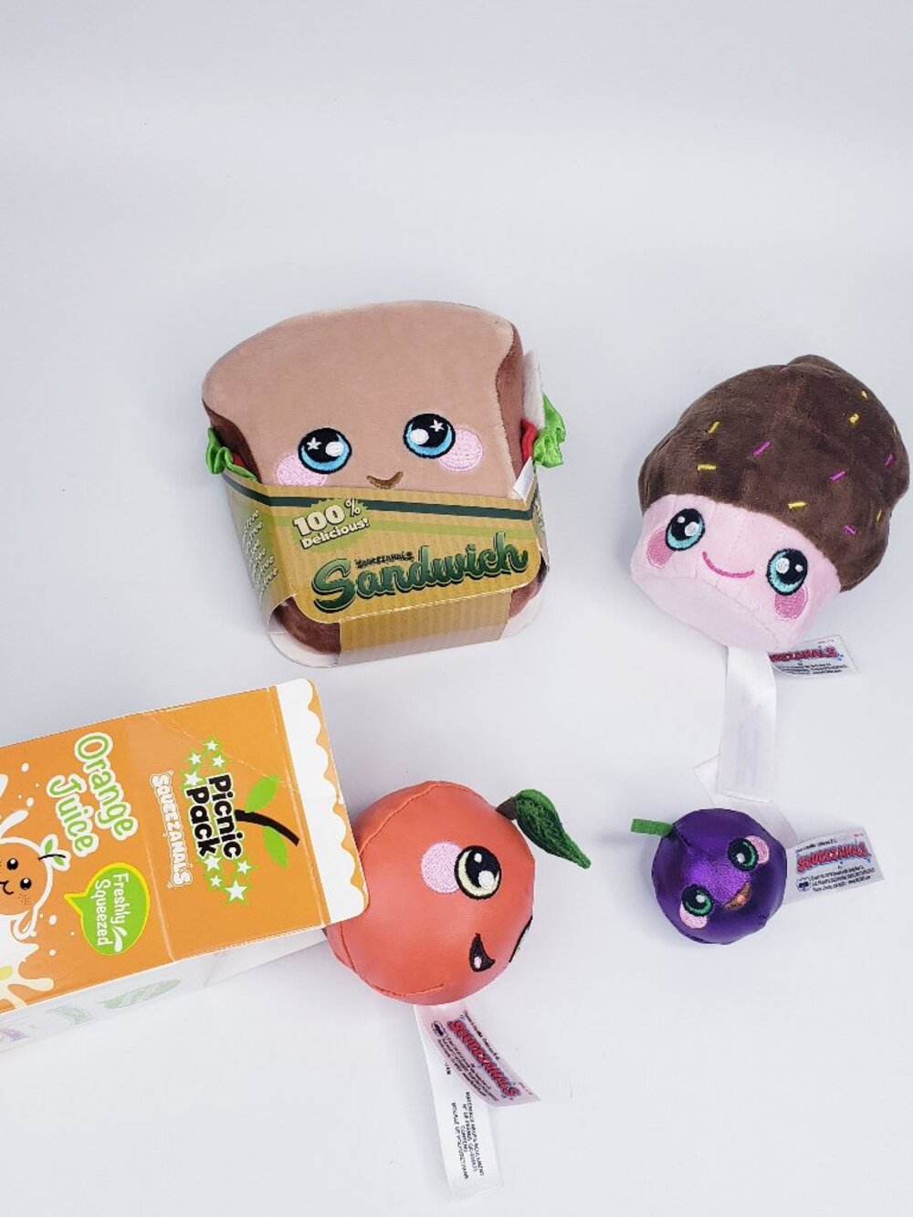 Squeezamals Picnic Pack with 4 Squishy Characters